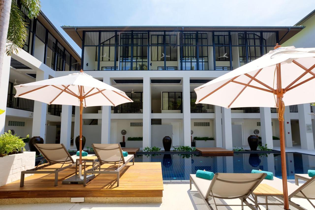 Outrigger Surin Beach Resort - Sha Extra Plus Kültér fotó The hotel's pool